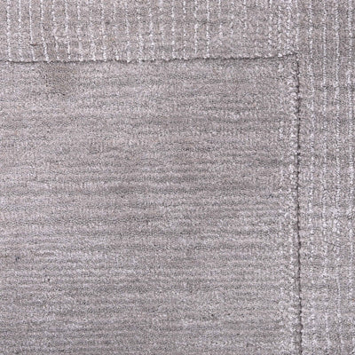 Grey Hand-Tufted Wool Rug – Understated Luxury in Every Thread
