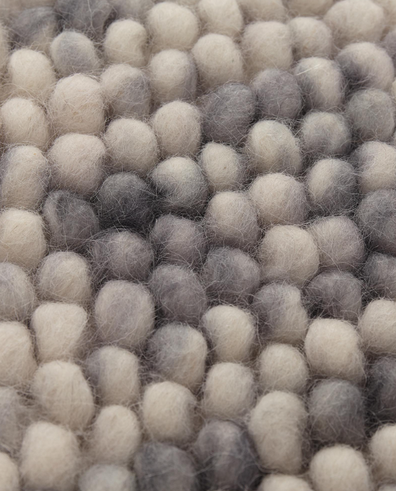 Handwoven Wool Carpet – Light Beige & Dark Gray