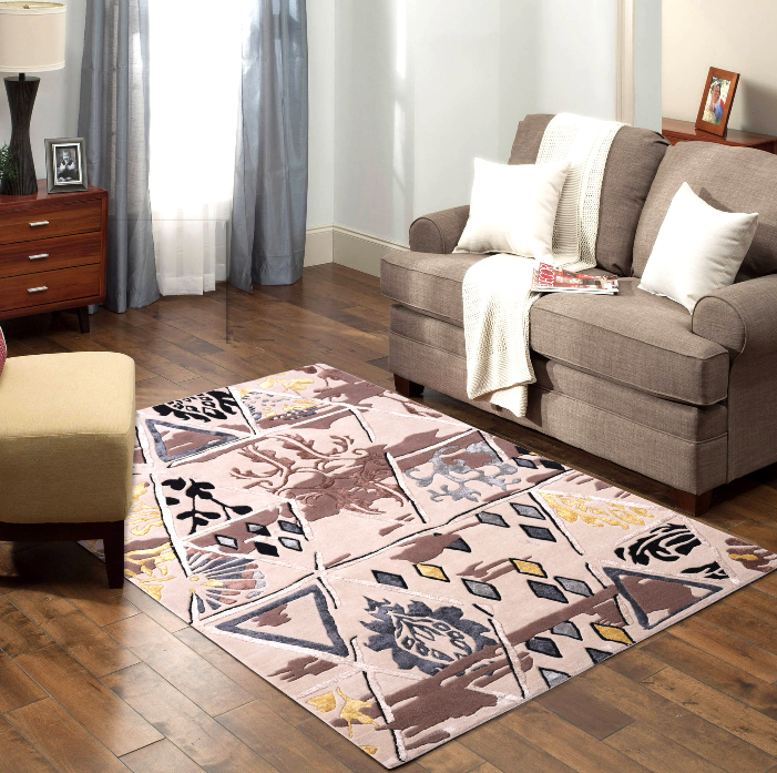 PEQURA Ornamental Triangle Grid Wool Carpet – Handwoven Geometric Patchwork Rug