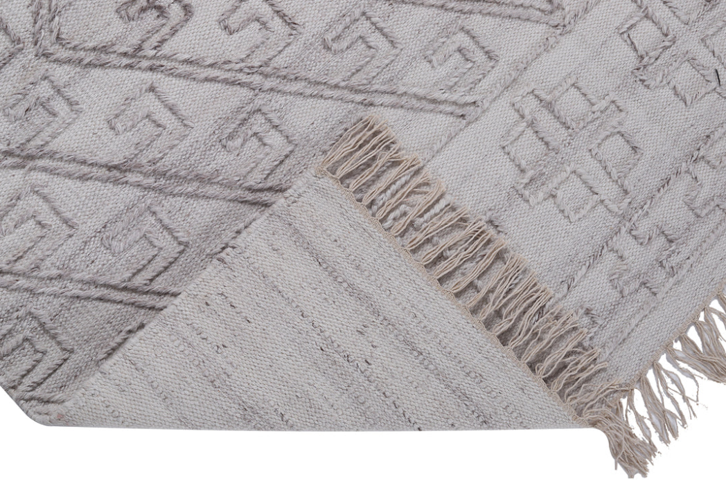 PEQURA Symmetrical Diamond Motif Wool & Cotton Carpet – Handwoven Tribal-Inspired Geometric Rug