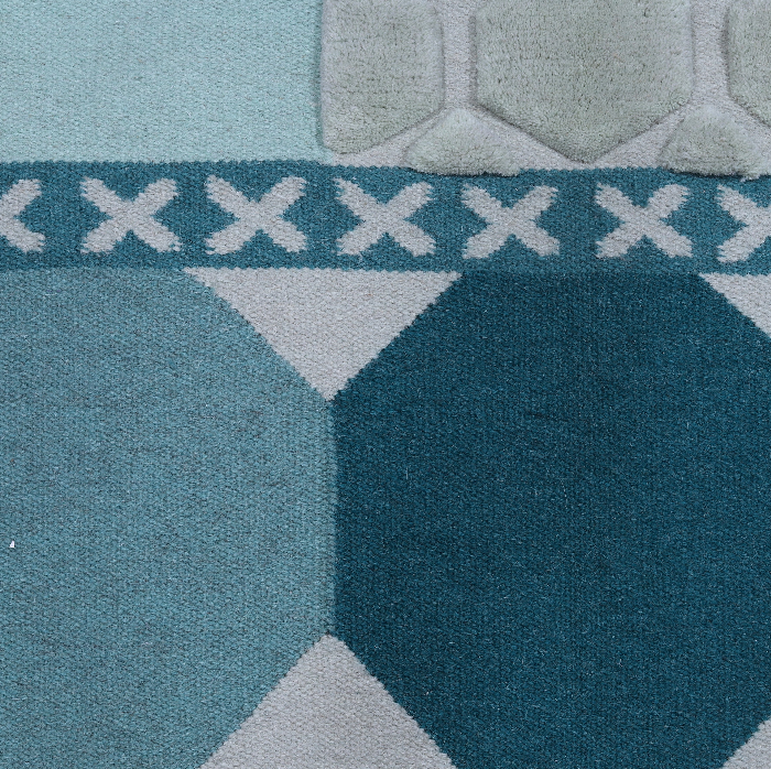 PEQURA Polygonal Patchwork Wool Carpet – Handwoven Geometric Rug in Blue, Teal & Gray