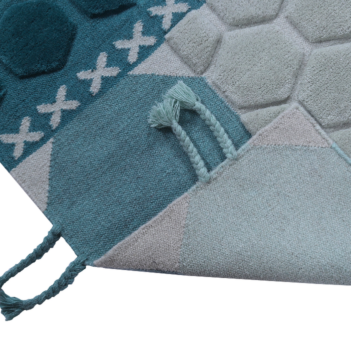 PEQURA Polygonal Patchwork Wool Carpet – Handwoven Geometric Rug in Blue, Teal & Gray