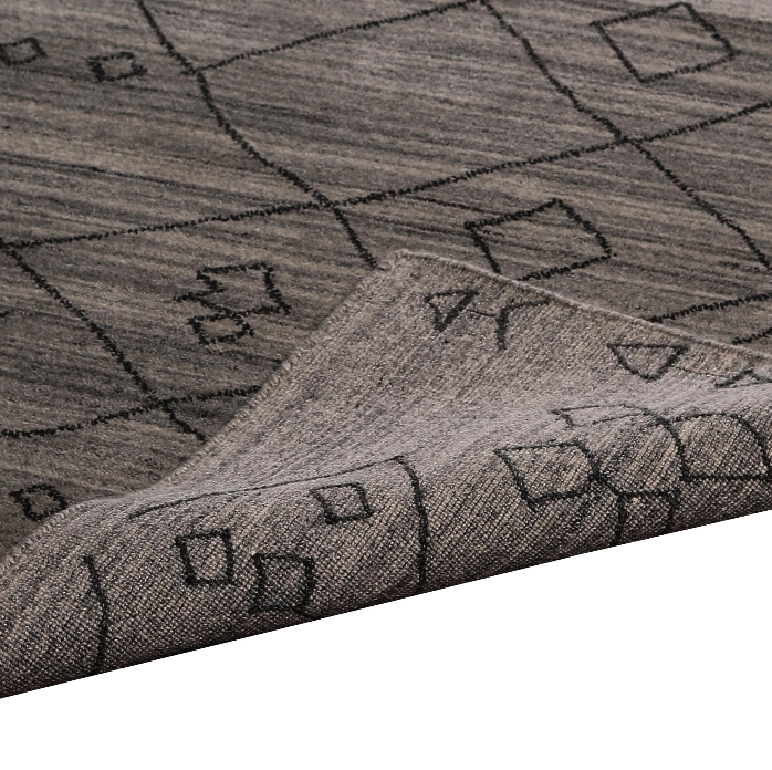 PEQURA Diamond-Linked Tribal Wool Carpet – Handwoven Charcoal & Black Geometric Rug