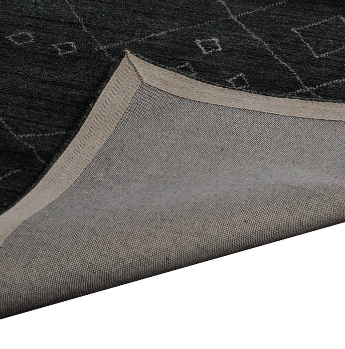 PEQURA Wool Golden Diamond Grid Rug – Handwoven Black & Mustard Carpet for Modern Luxe Interiors