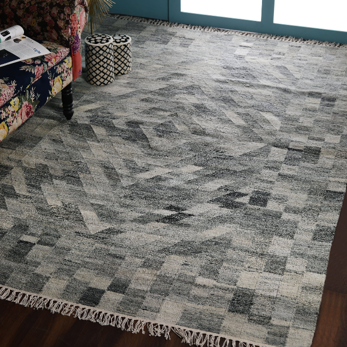 Leather Rug – Concentric Diamond Mosaic Pattern