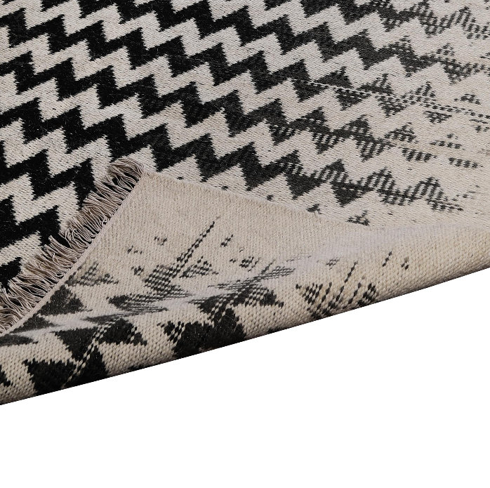 Wool Rug – Gradient Zigzag Chevron Design
