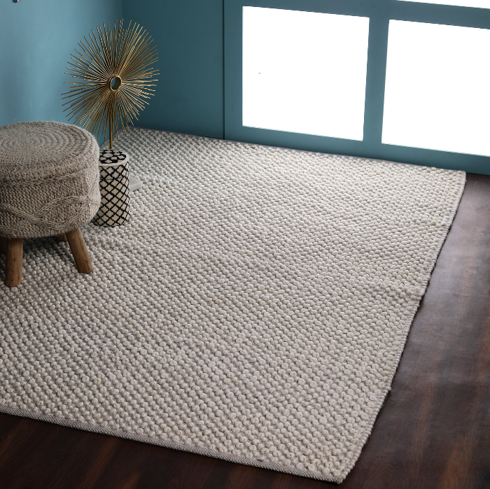 Neutral Woven Wool Rug – Minimalist Texture