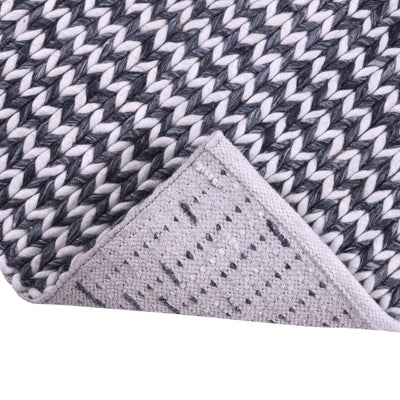 Grey and White, Stripe Pattern PEQURA